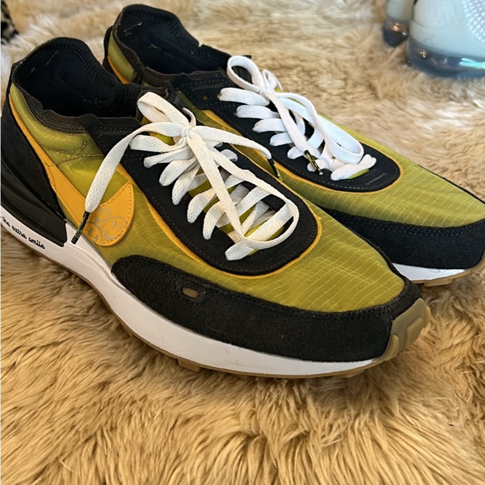 Nike Waffle One Go The Extra Smile Gem